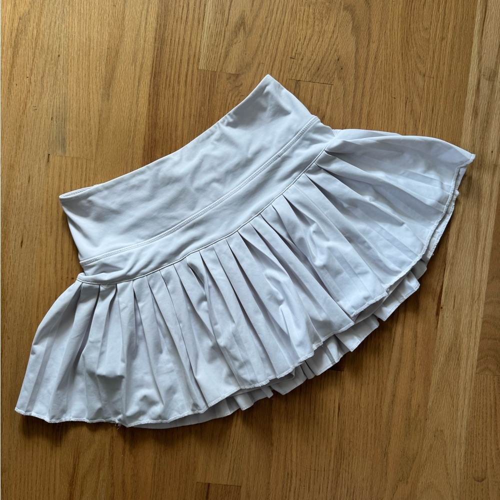 Goldhinge White Pleated Mini Skirt